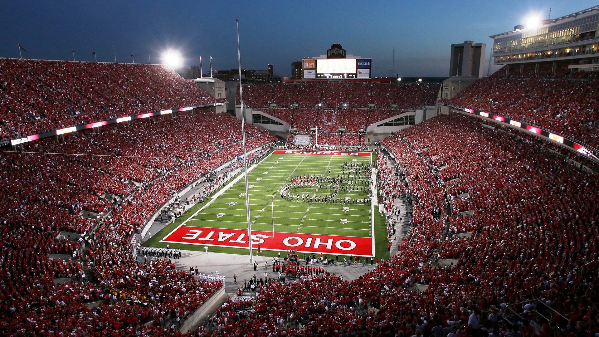 国足新帅上任，誓言带队冲击2026世界杯，国足新主帅最新人选